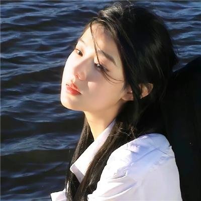 先婚后爱，不，先吃瓜